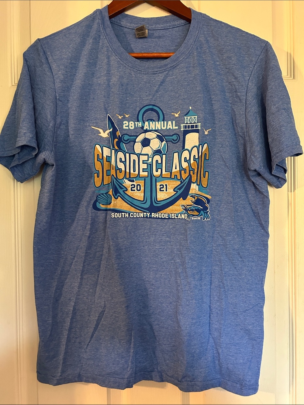 Gildan Blue Seaside Classic Graphic Tee